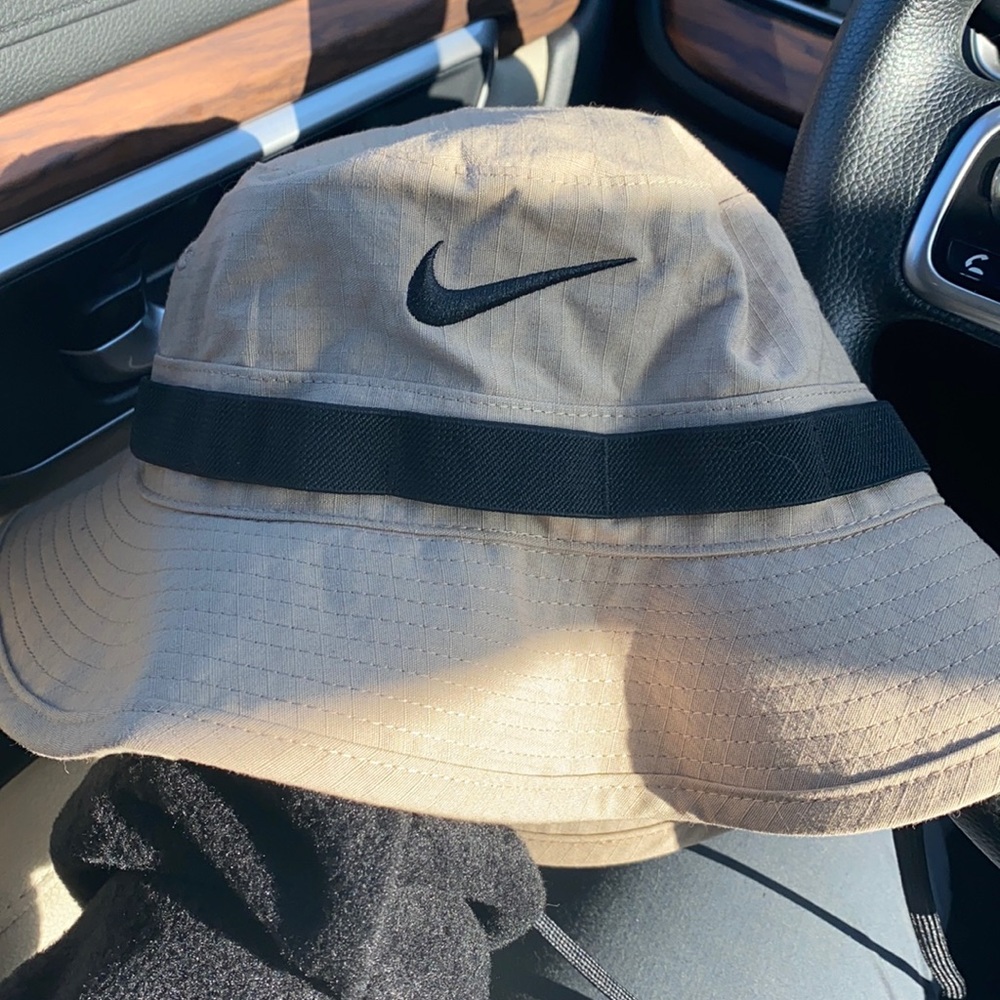 Nike Bucket Hat